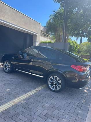 BMW X4 2.0 28I X LINE 4X4 16V TURBO GASOLINA 4P AUTOMÁTICO BMW X4 2.0 28I X LINE 4X4 16V TURBO GASOLINA 4P AUTOMÁTICO